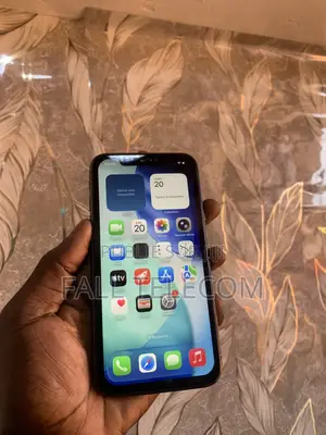 Apple iPhone 11 64 GB Noir