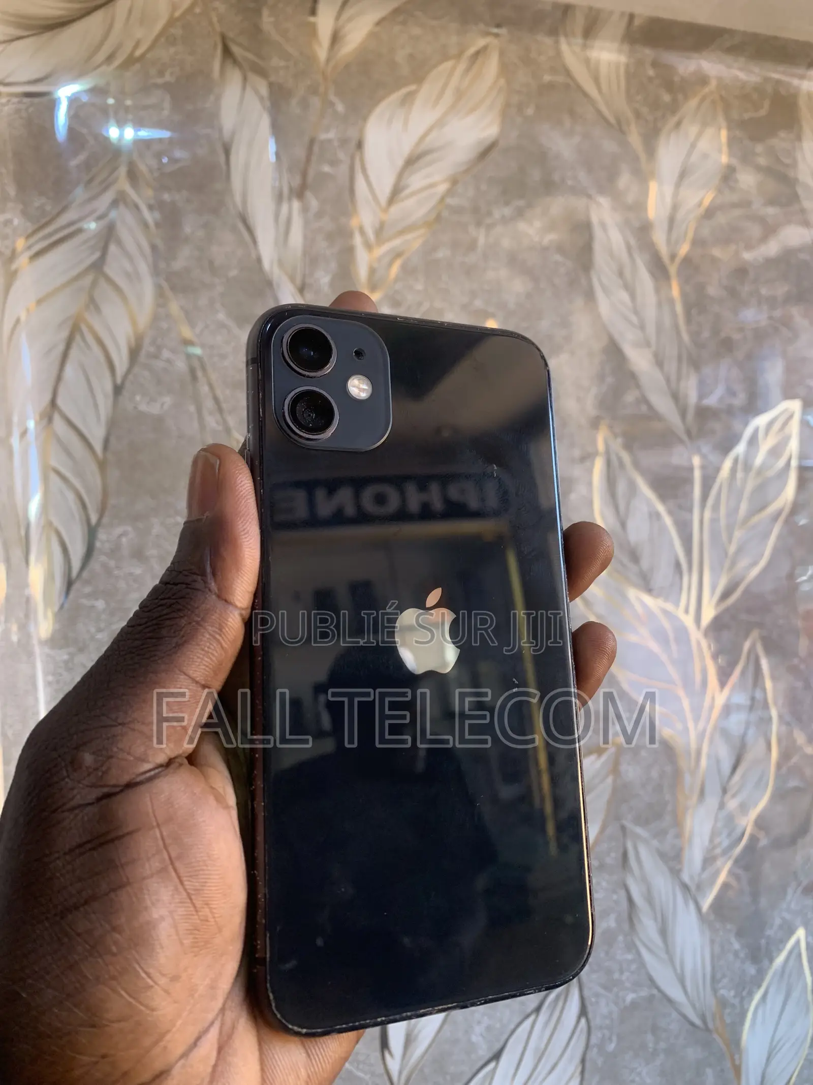Apple iPhone 11 64 GB Noir