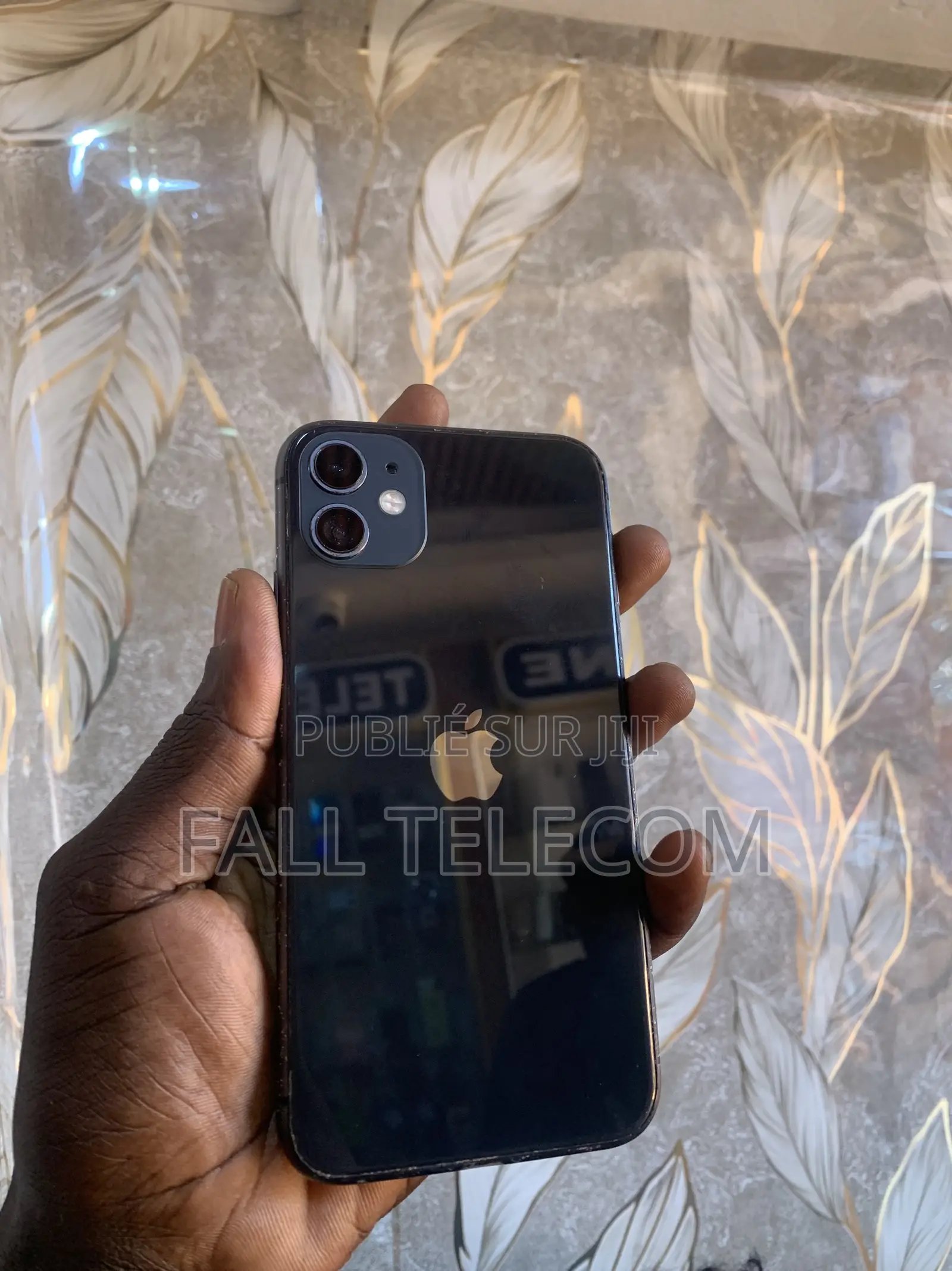 Apple iPhone 11 64 GB Noir