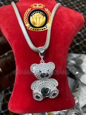 Chaine Et Pendentif