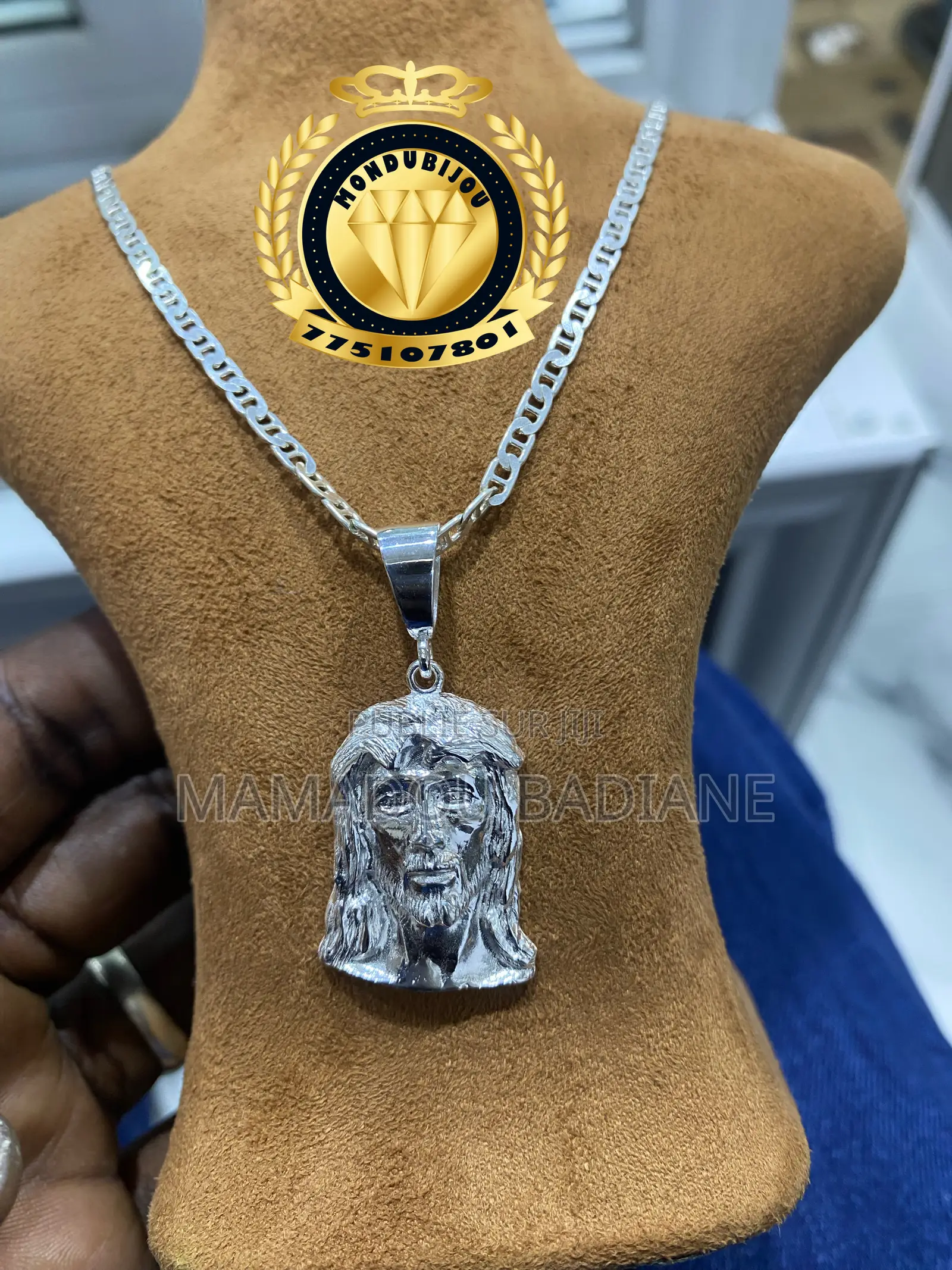 Collier Et Pendentif