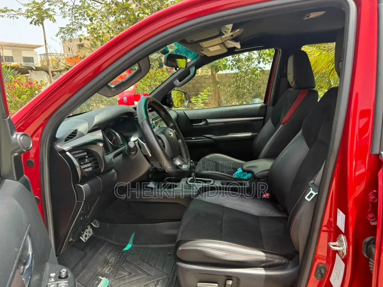 Toyota Hilux 2022 Rouge