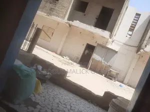 Meublé 9chbre Villa dans Elimane, Cambérène à Vendre
