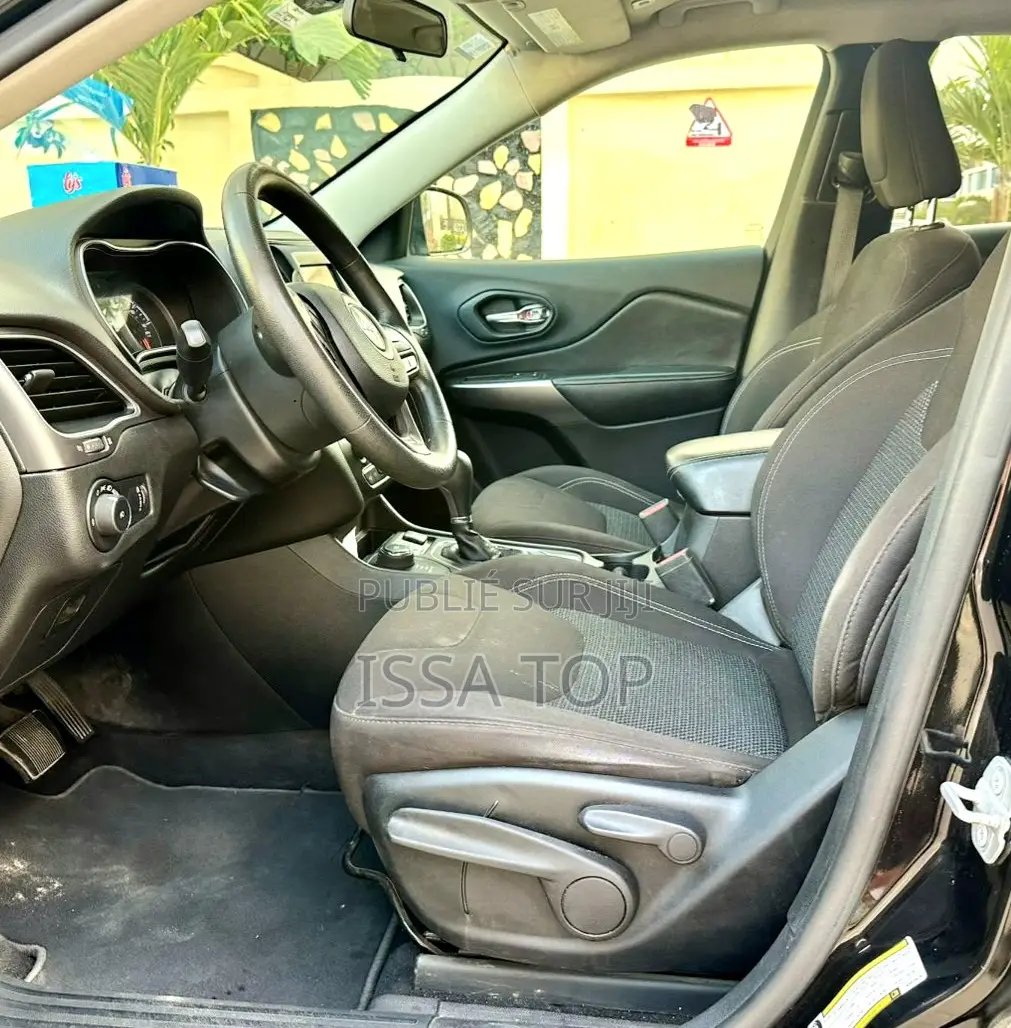 Jeep Cherokee 2019 Noir