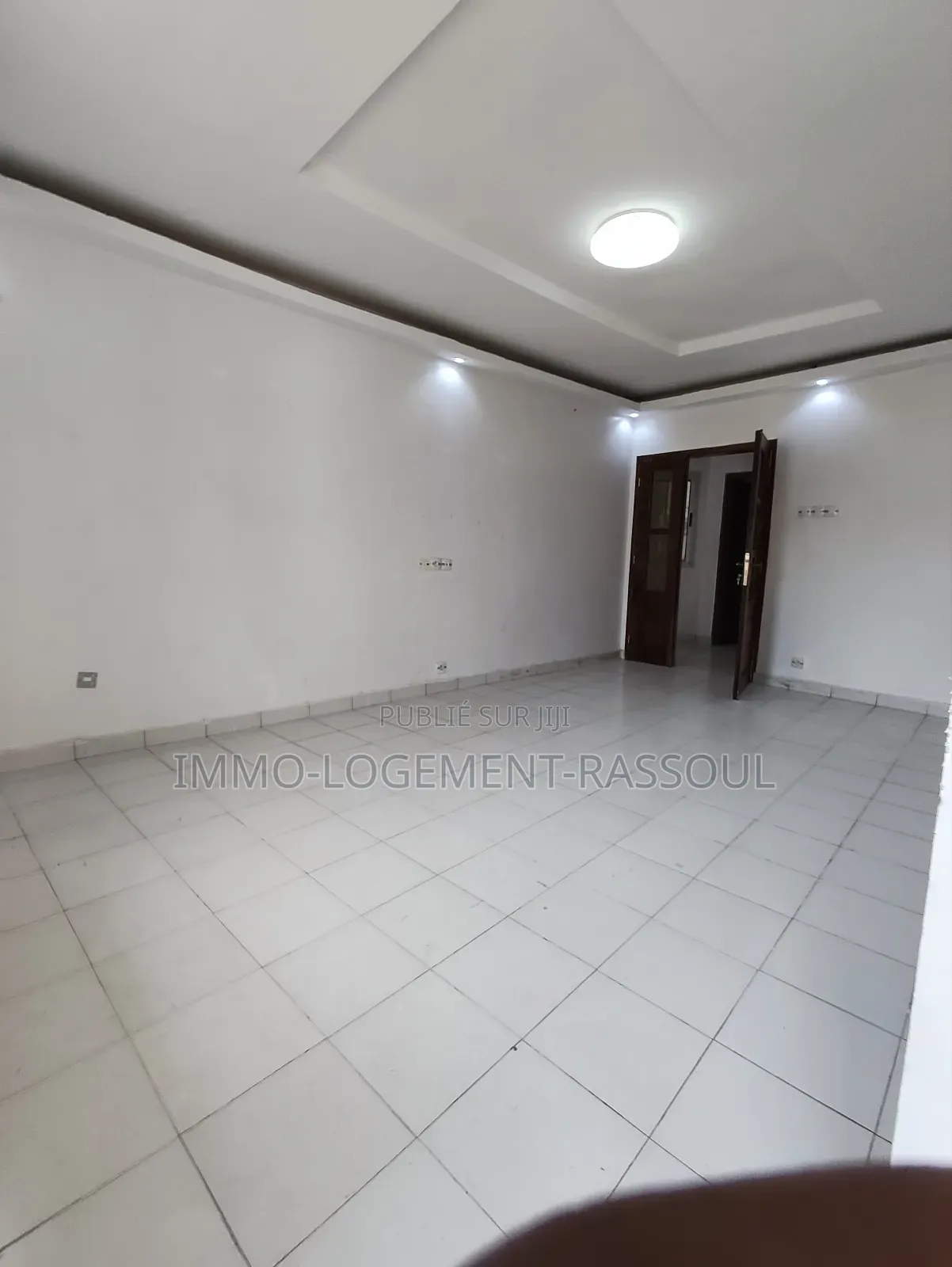 2chbre Appartement dans , Yoff à Louer