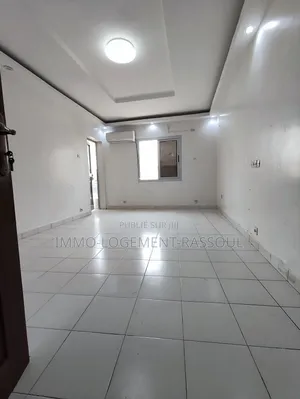 2chbre Appartement dans , Yoff à Louer