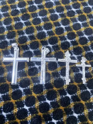 Croix en Argent Importé