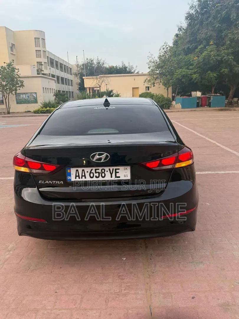 Hyundai Elantra 2017 Noir