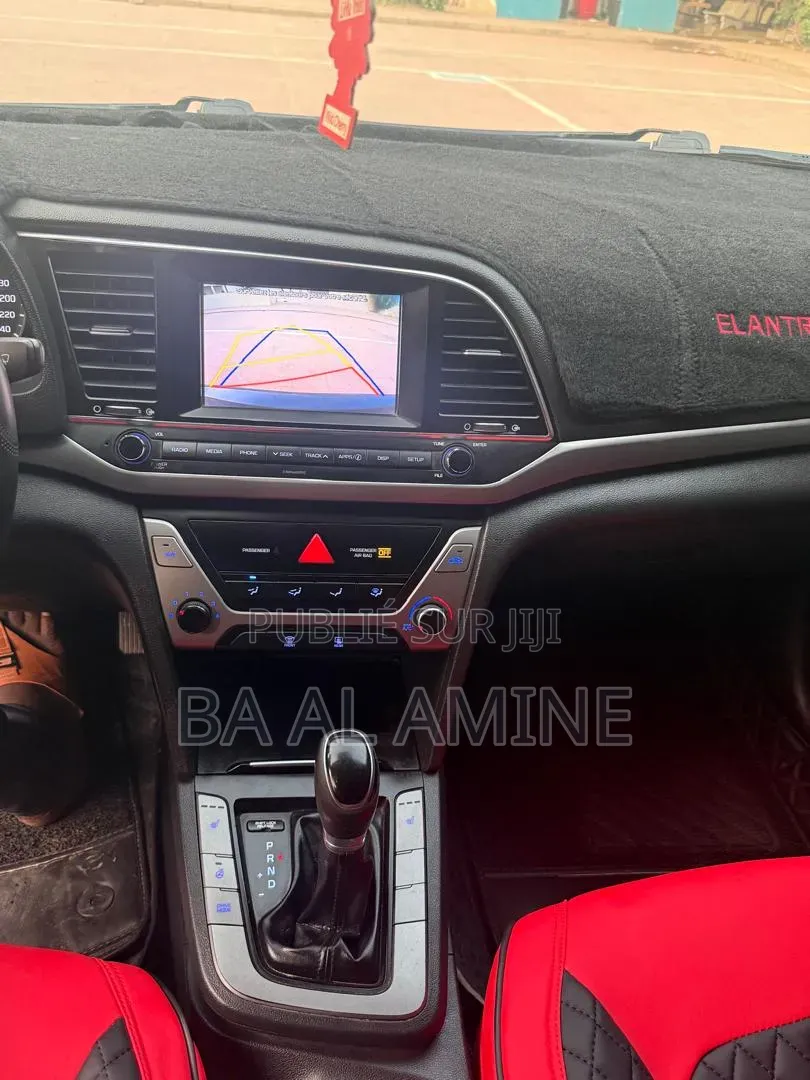 Hyundai Elantra 2017 Noir