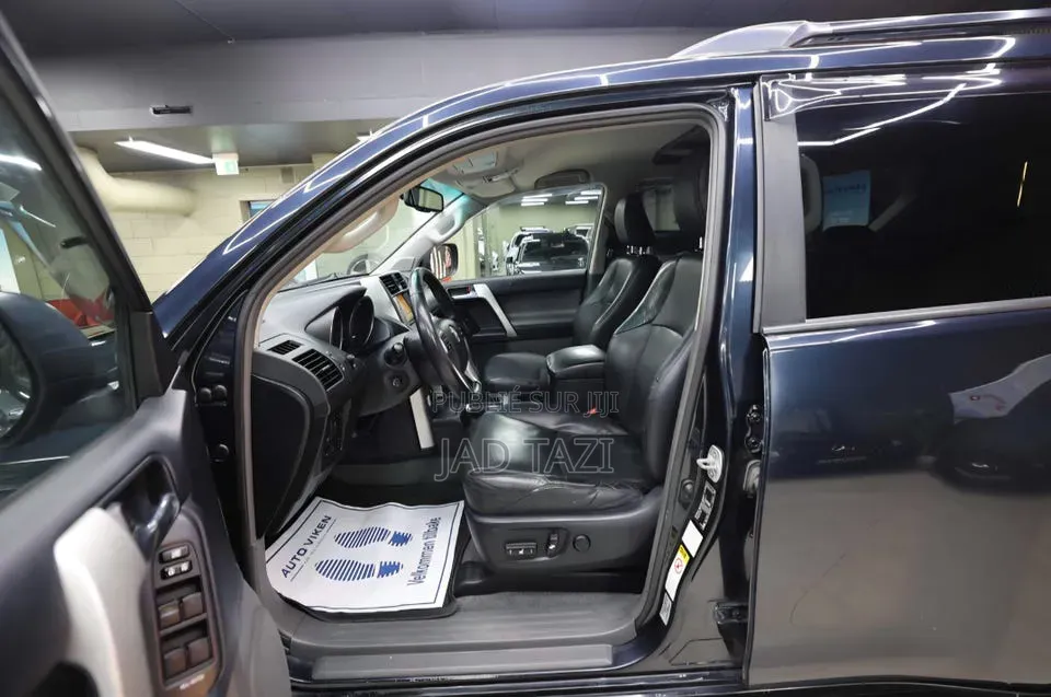Toyota Land Cruiser 2010 Bleu
