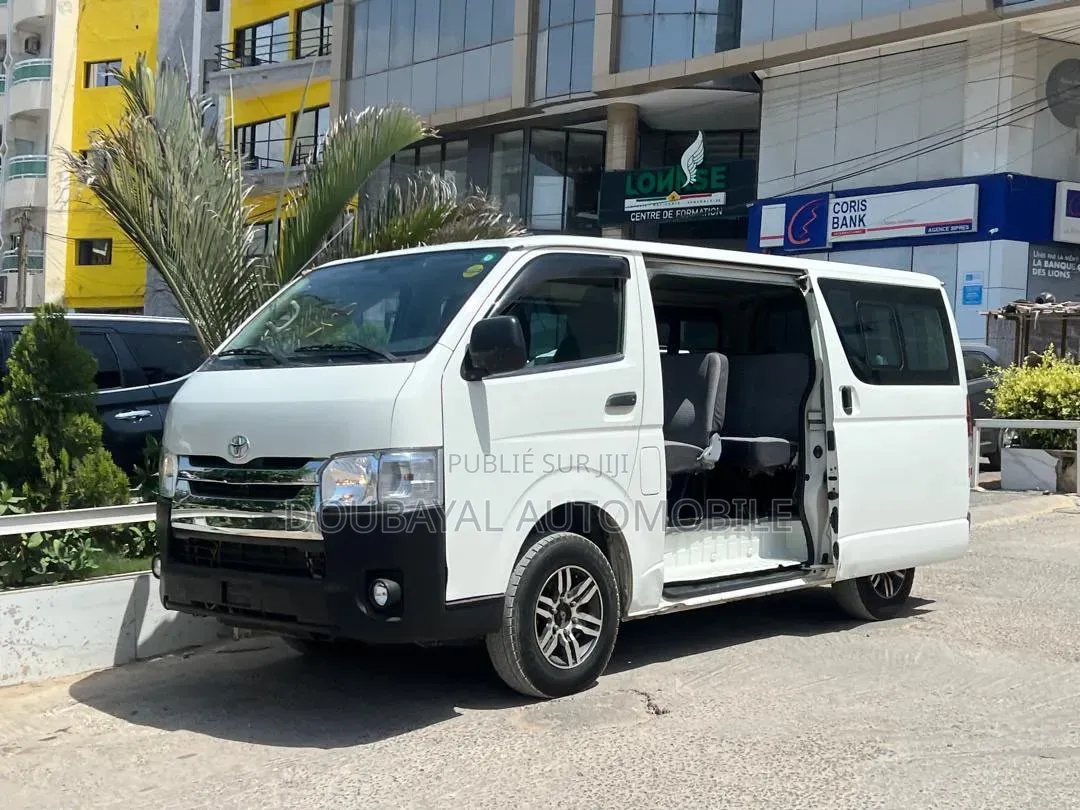 Toyota Harrier 2017 Blanc