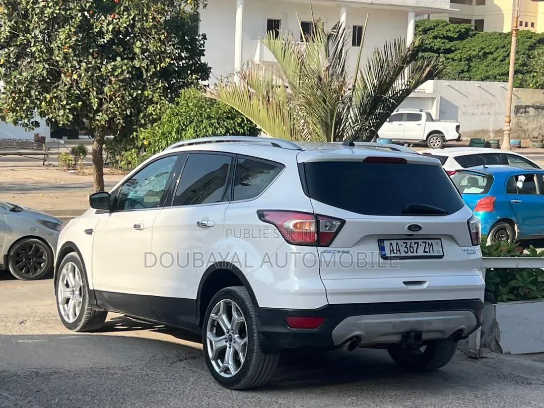Ford Escape 2017 Blanc
