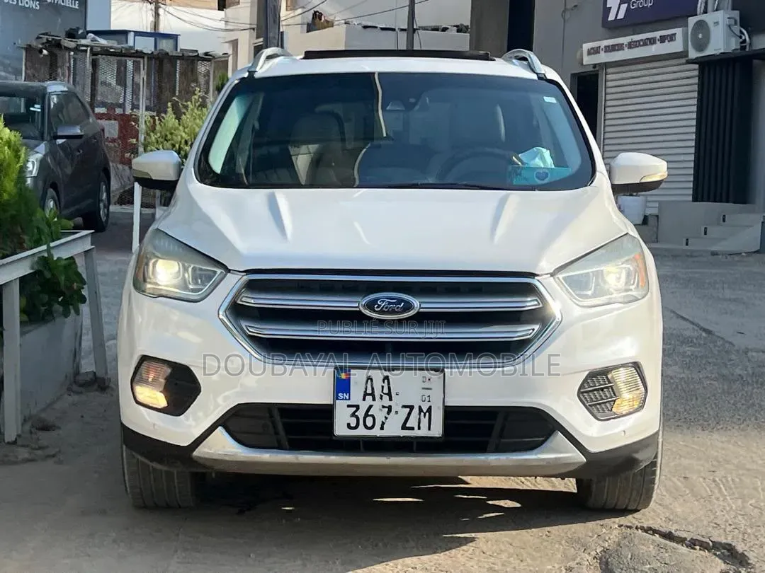 Ford Escape 2017 Blanc