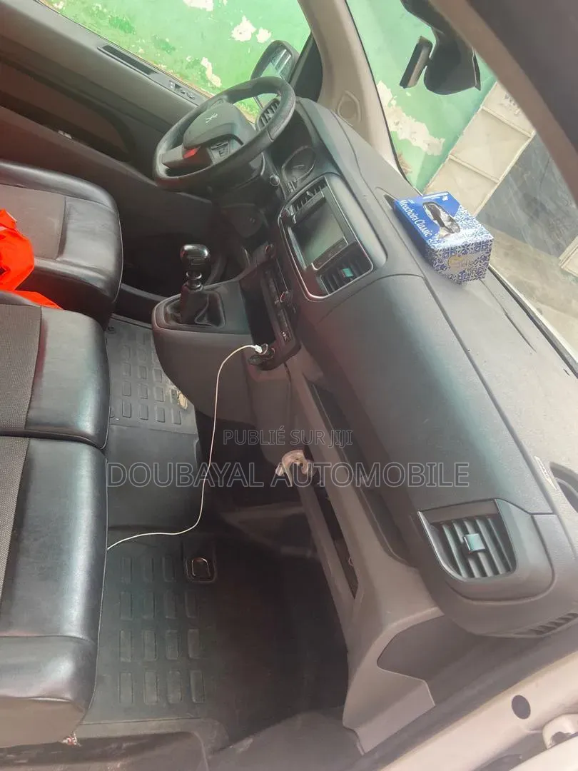 Peugeot Expert 2019 Blanc
