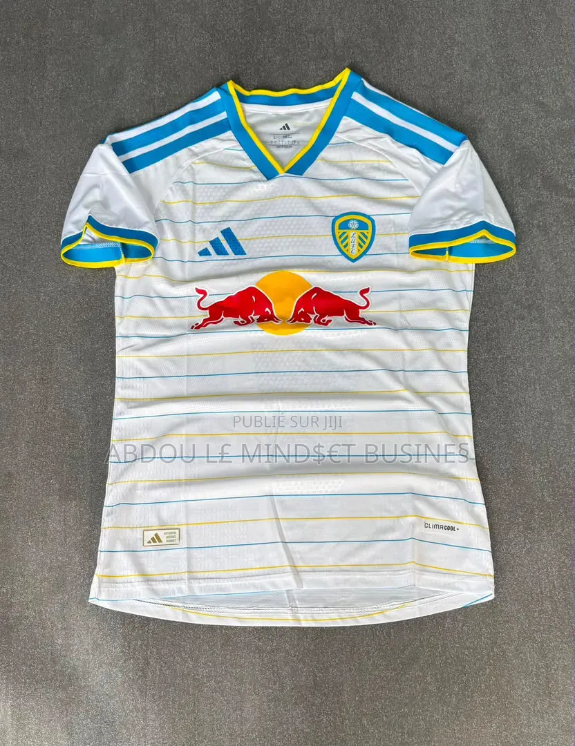 Maillots Leeds United 2027 Disponible