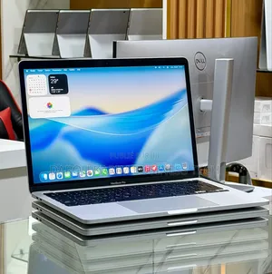 Nouveau Apple MacBook 2020 16GB Intel Core i5 SSD 512GB