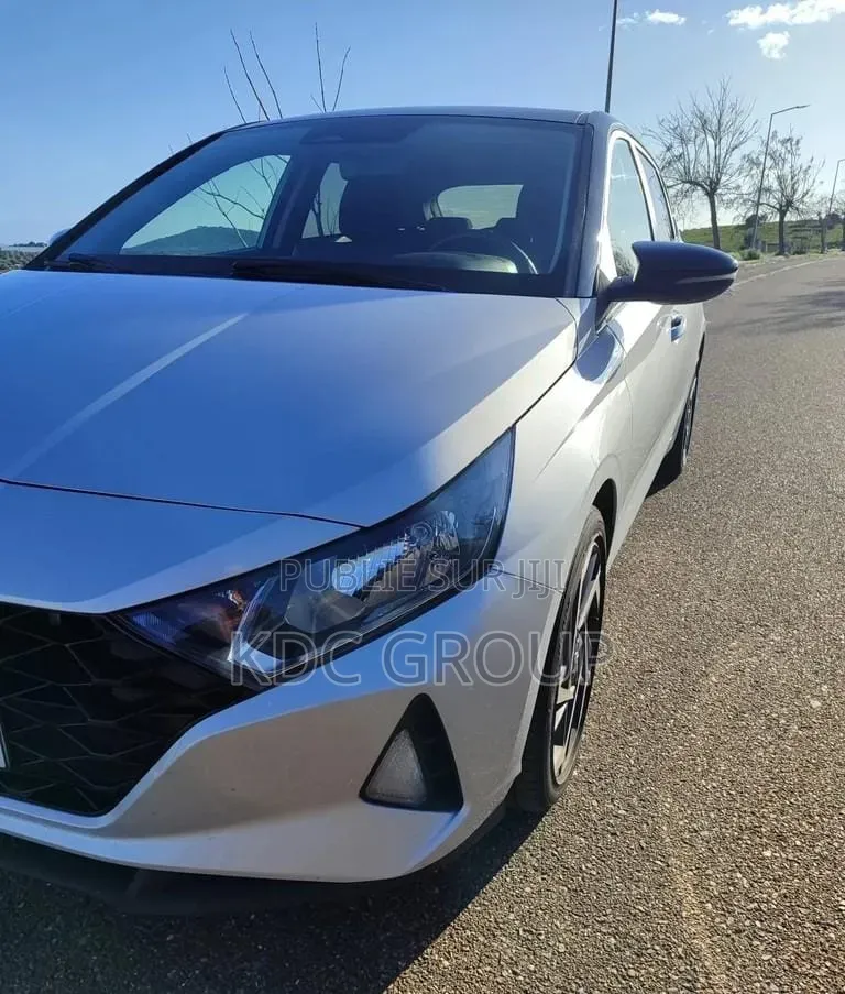 Hyundai i20 2021 Argenté