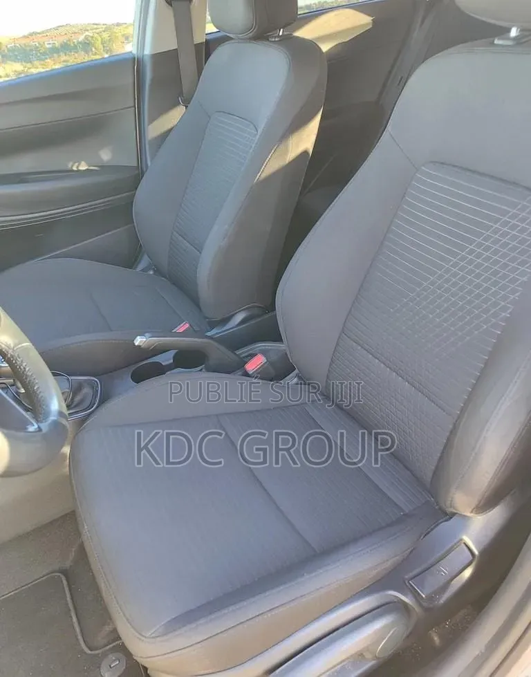 Hyundai i20 2021 Argenté