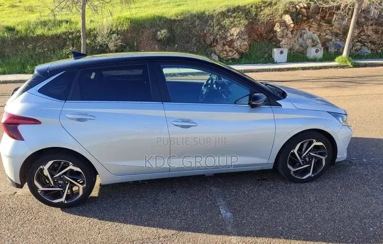Hyundai i20 2021 Argenté
