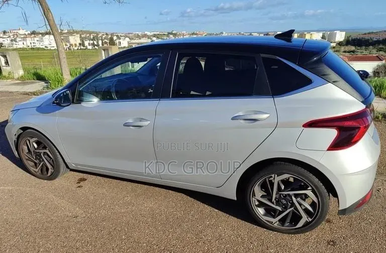 Hyundai i20 2021 Argenté