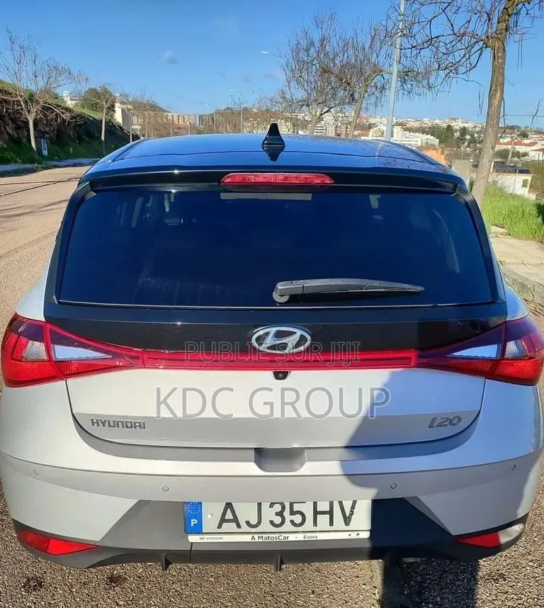 Hyundai i20 2021 Argenté