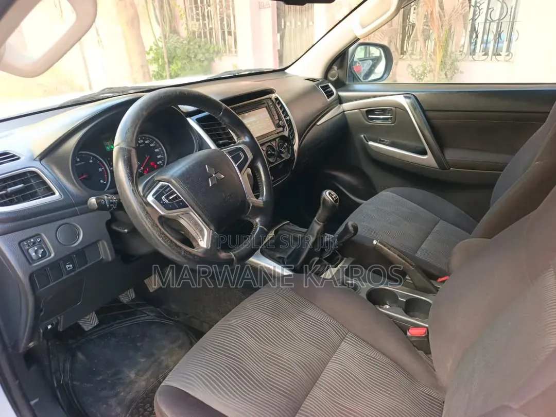 Mitsubishi Pajero 2022 Blanc