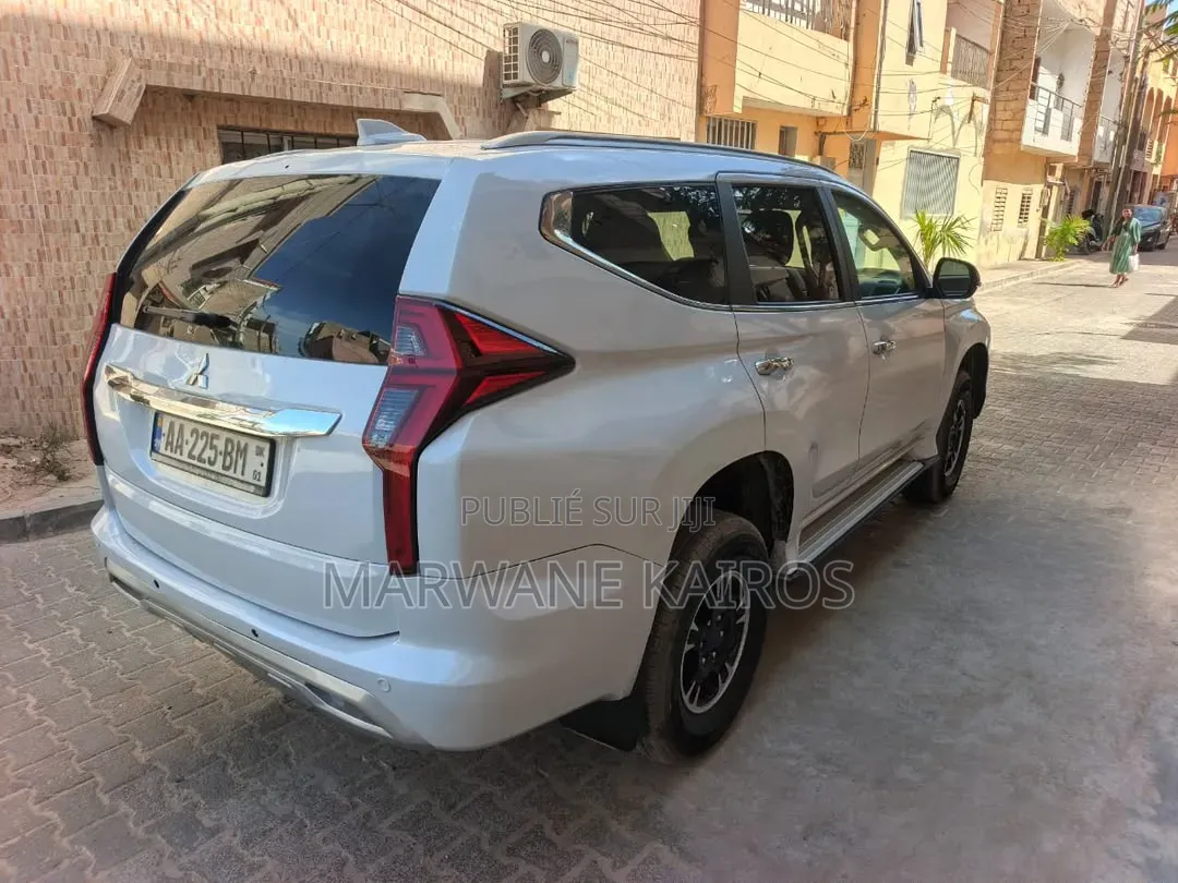 Mitsubishi Pajero 2022 Blanc