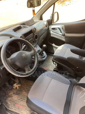 Peugeot Partenaire 2015 Noir