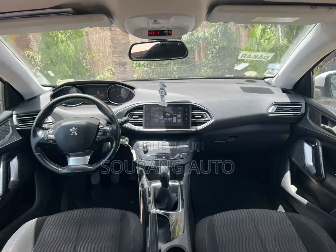 Peugeot 308 2016 Blanc