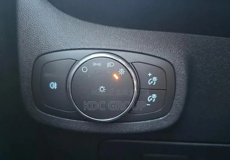 Ford Fiesta 2022 Gris
