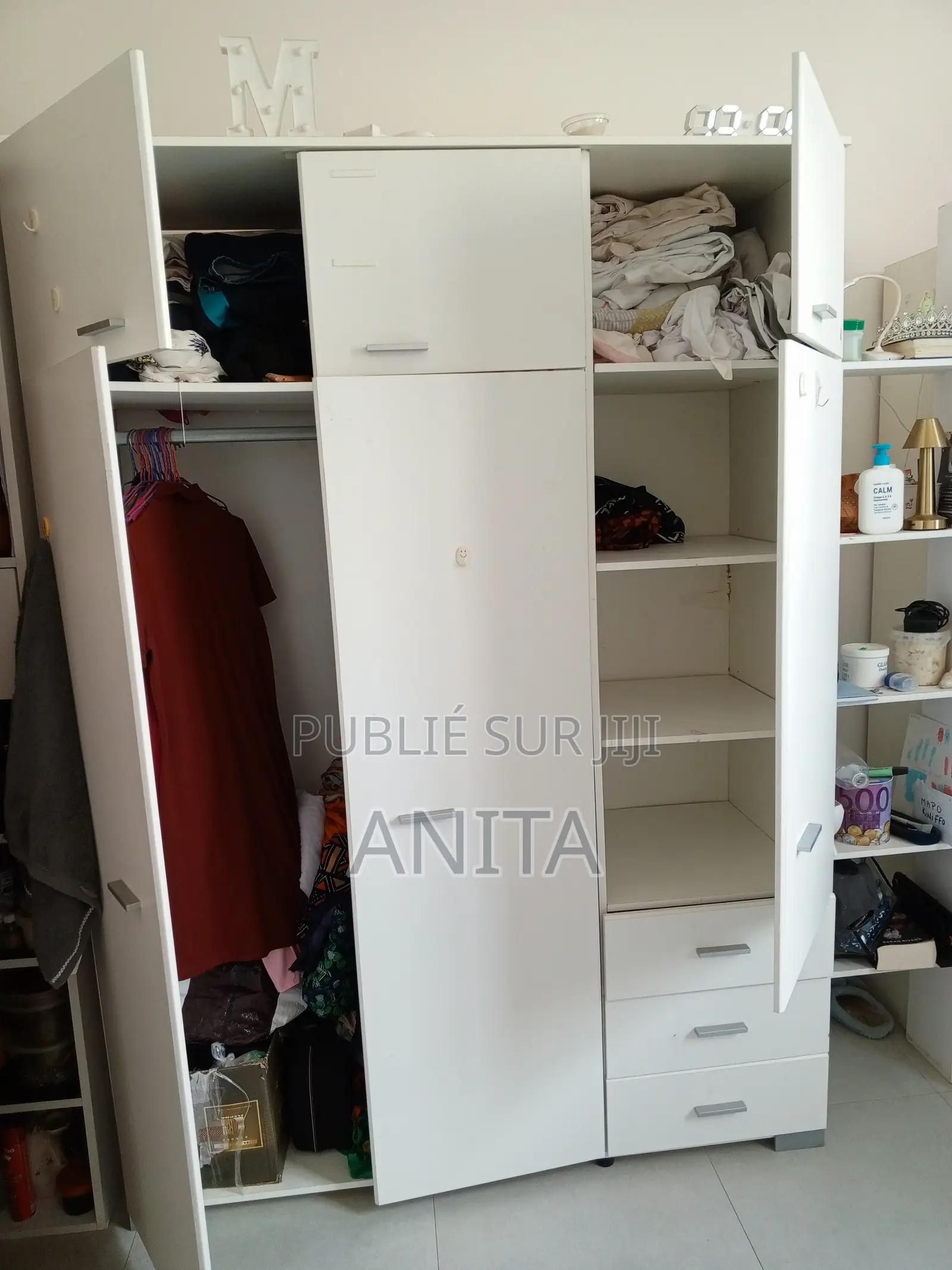 Grande Armoire Vêtements