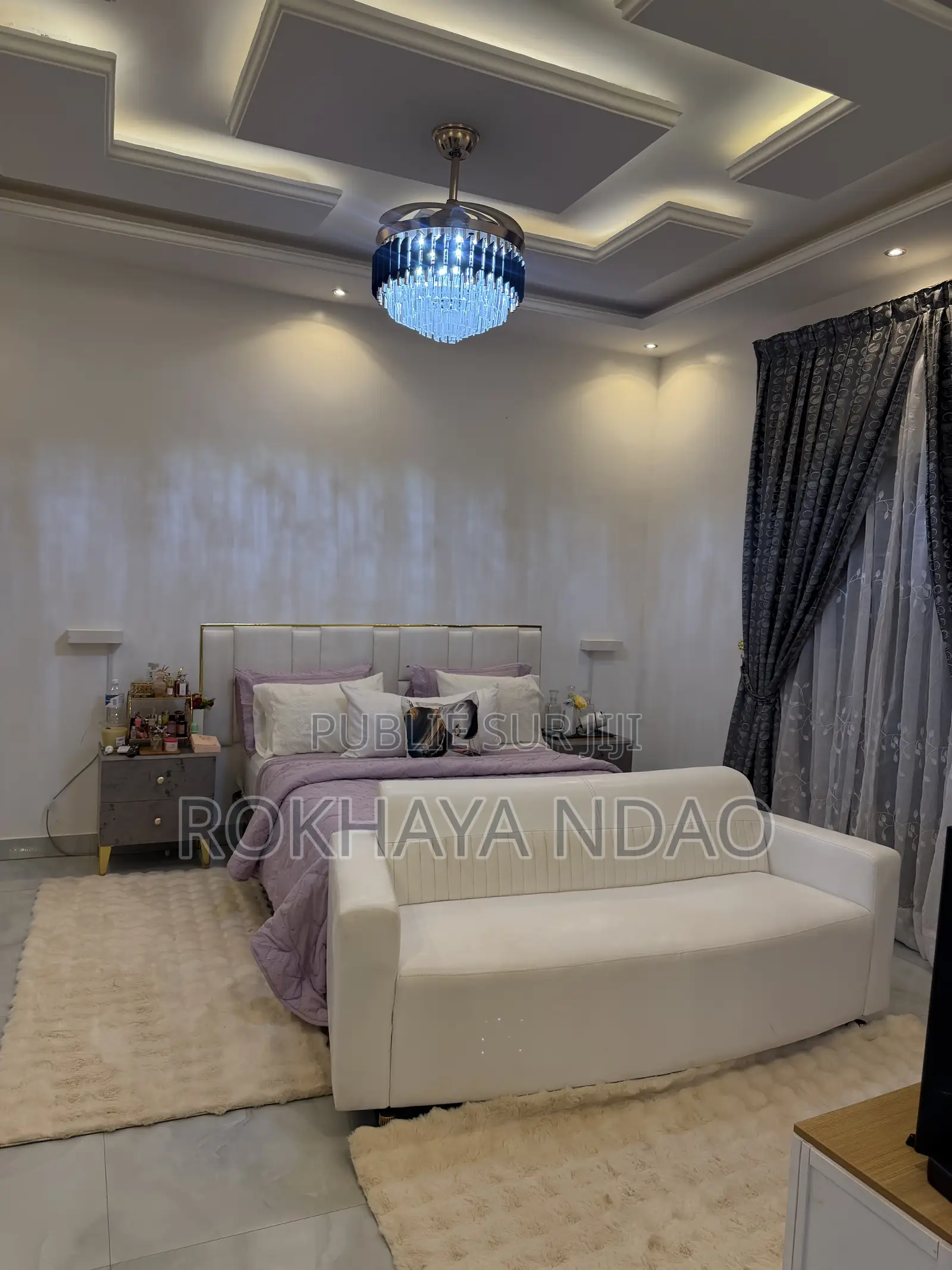 Villa 5 Chambres Avec Piscine Privée Au Lac Rose