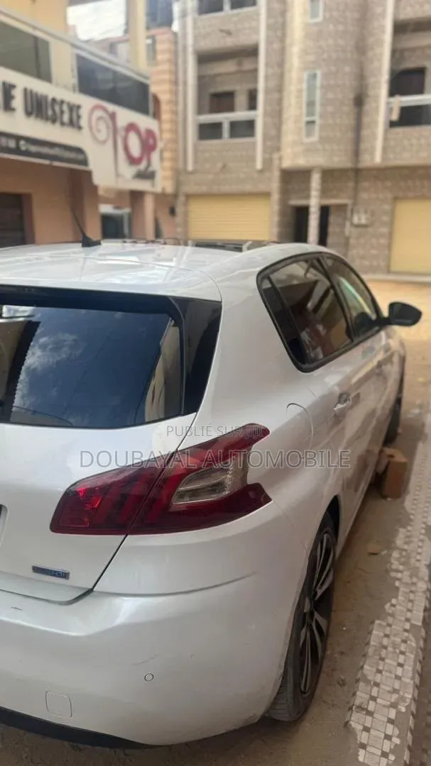 Peugeot 308 2016 Blanc