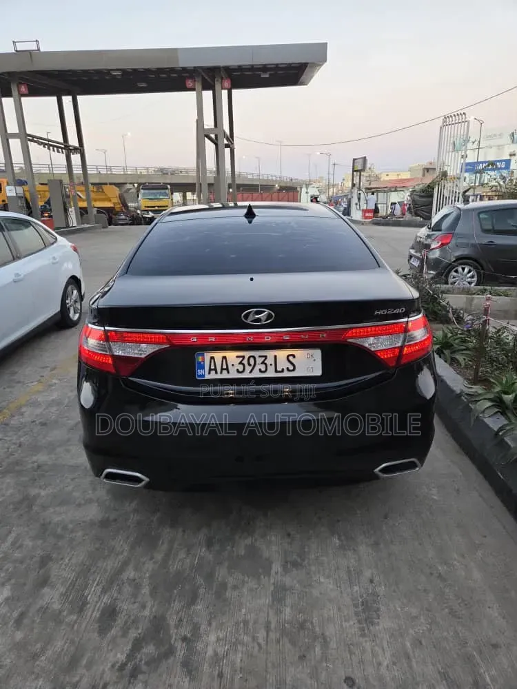 Hyundai Grandeur 2017 Noir Mat