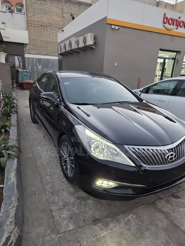 Hyundai Grandeur 2017 Noir Mat