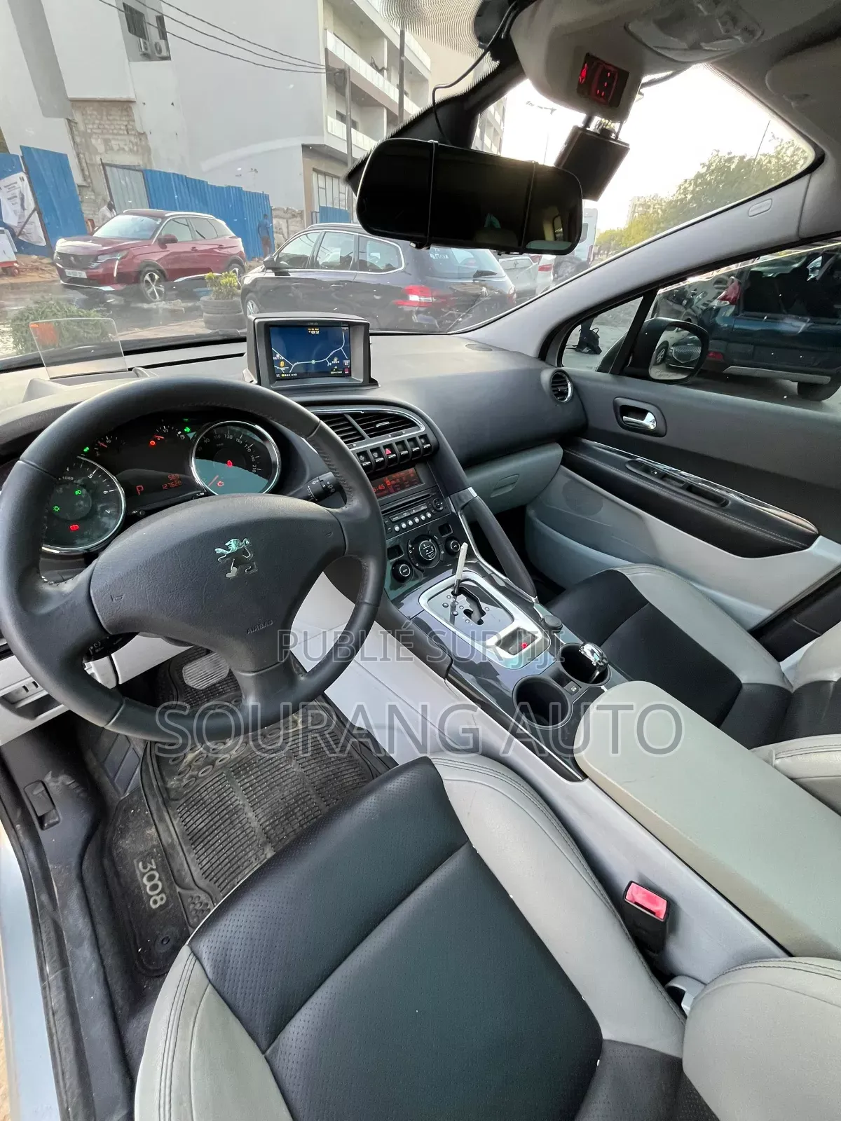 Peugeot 3008 2015 Gris