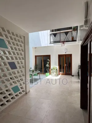 5chbre Maison dans Patte d'Oie à Vendre