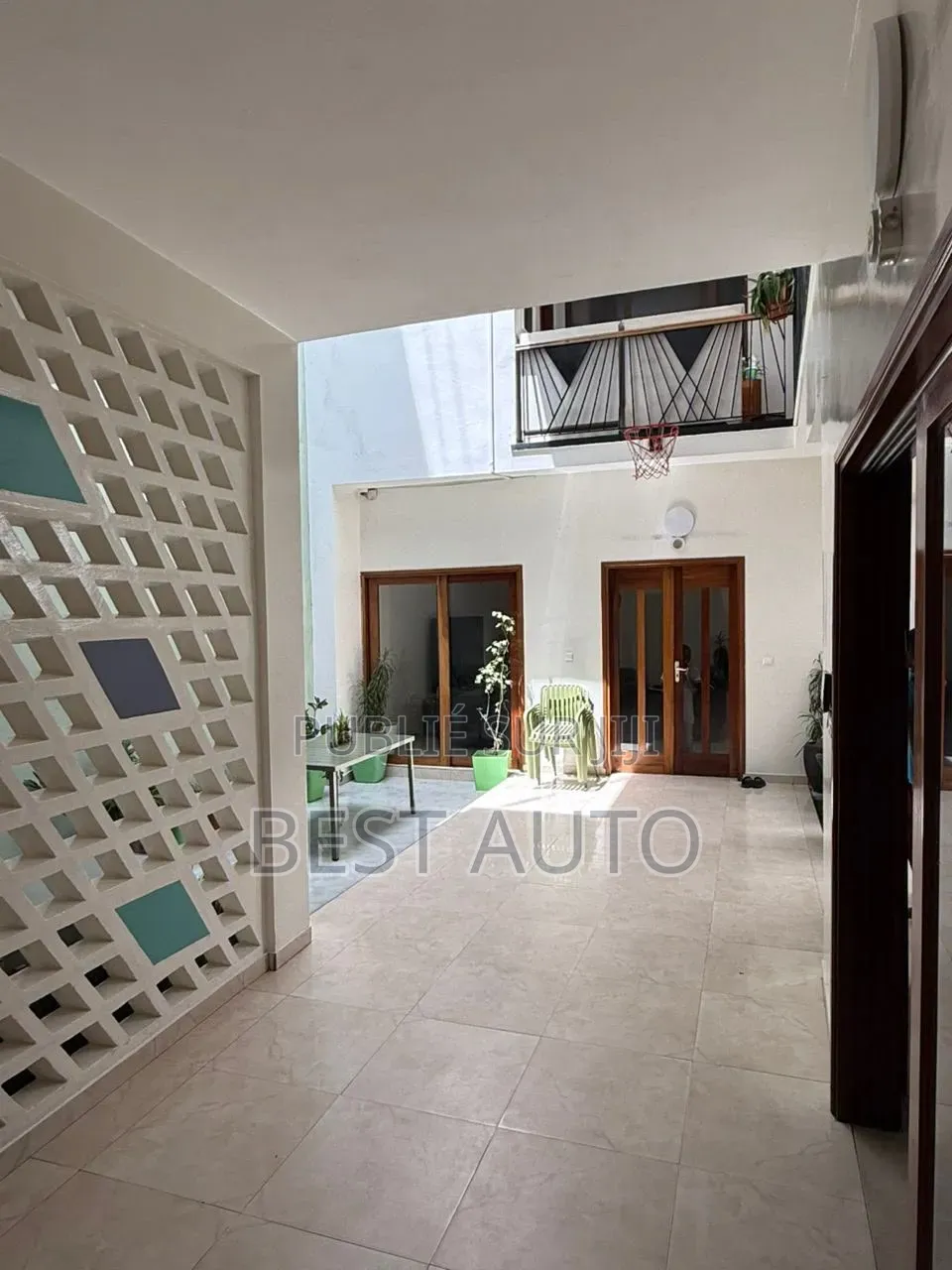 5chbre Maison dans Patte d'Oie à Vendre