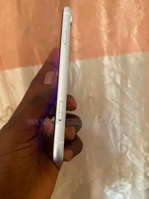 Nouveau Apple iPhone XR 128 GB Blanc