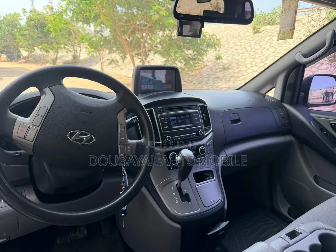 Hyundai Satellite 2017 Gris
