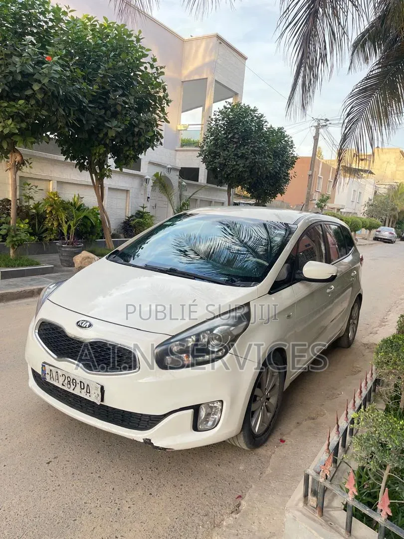 Kia Carens 2016 Blanc