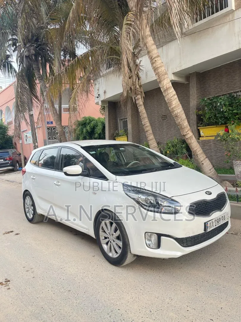 Kia Carens 2016 Blanc