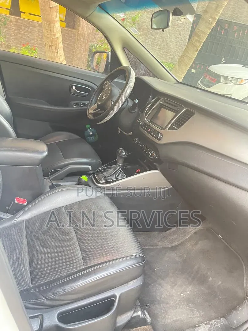 Kia Carens 2016 Blanc