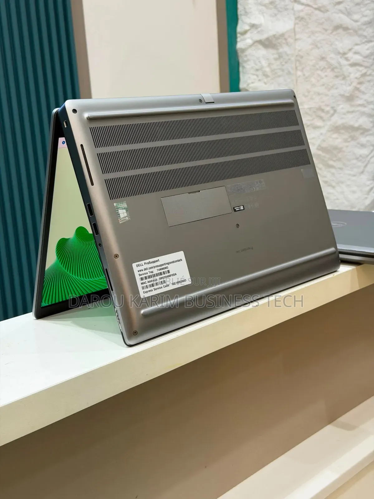 Nouveau Dell Precision 7760 32GB Intel Core i7 SSD 1T