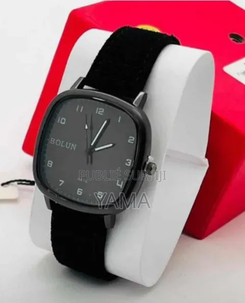 Montre De Luxe en Daim