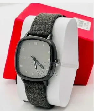 Montre De Luxe en Daim