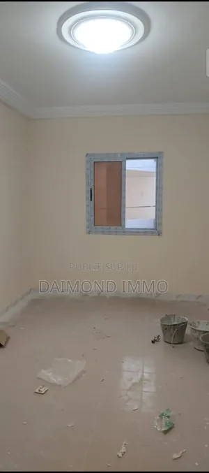 1chbre Appartement dans Daimond Immo, Parcelles Assainies à Louer
