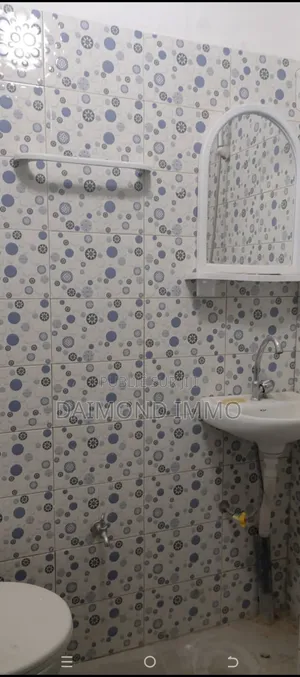 1chbre Appartement dans Daimond Immo, Parcelles Assainies à Louer