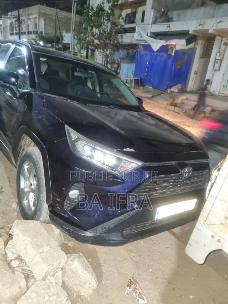 Toyota RAV4 2020 Bleu