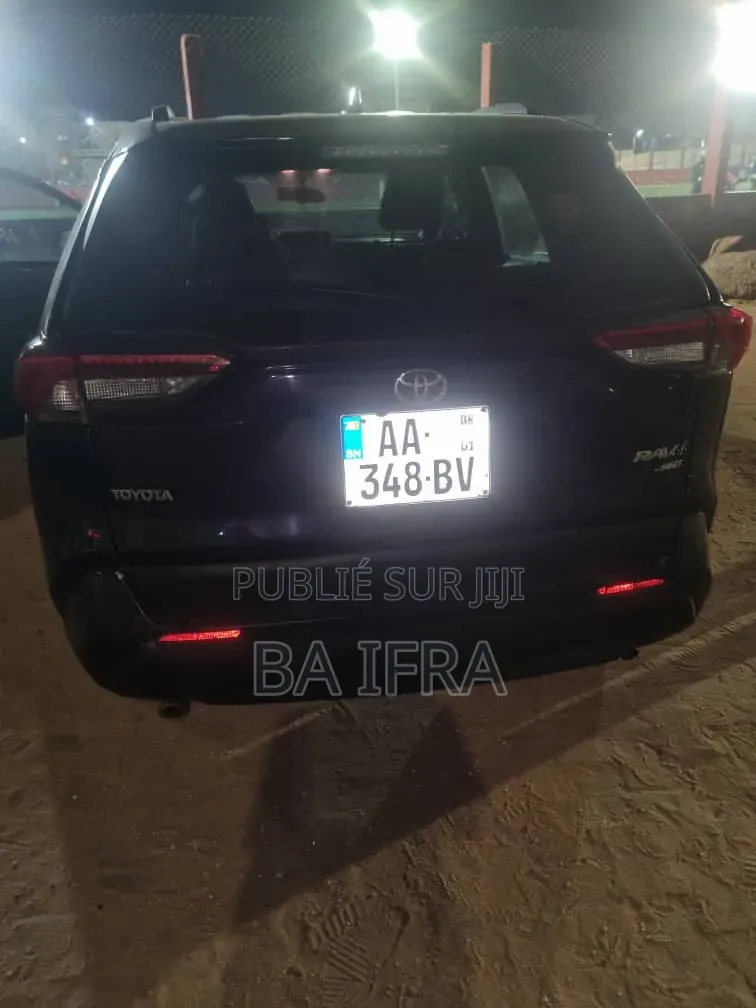 Toyota RAV4 2020 Bleu